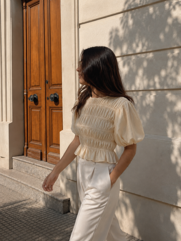 blusa tara manteca.01 BLUSA TARA